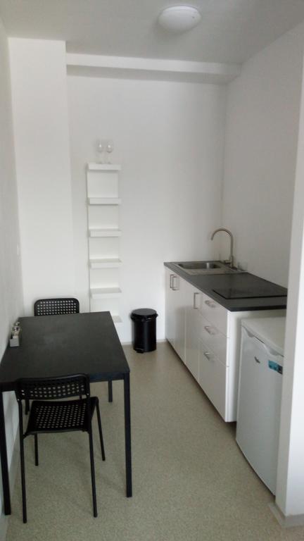Mari Kiri Penzion Bratislava Esterno foto